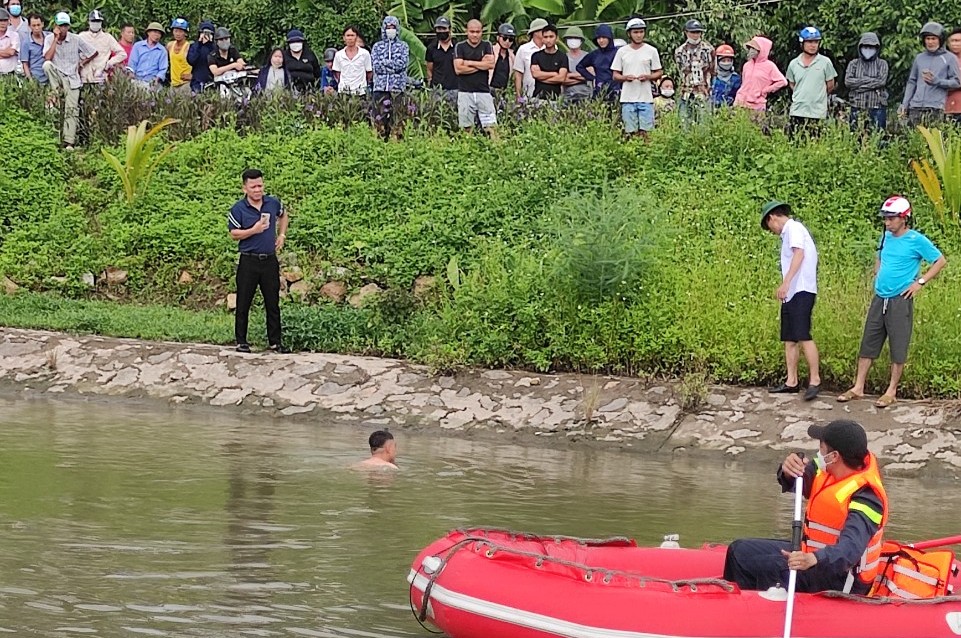 Nhân dân gửi thư cảm ơn Đội Cảnh sát PCCC và CNCH trên sông